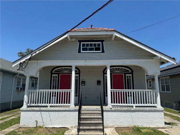 2509 2511 Sage Street New Orleans, LA Multifamily Active - Photo 1 of 32. Opens carousel modal
