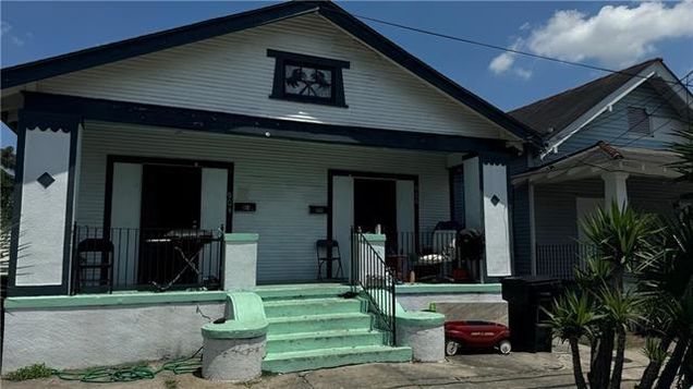 904 06 Vallette Street New Orleans, LA Multifamily Active - Photo 1 of 7. Opens carousel modal