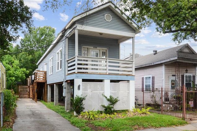 8320 S Claiborne Avenue New Orleans, LA House Active - Photo 1 of 14. Opens carousel modal