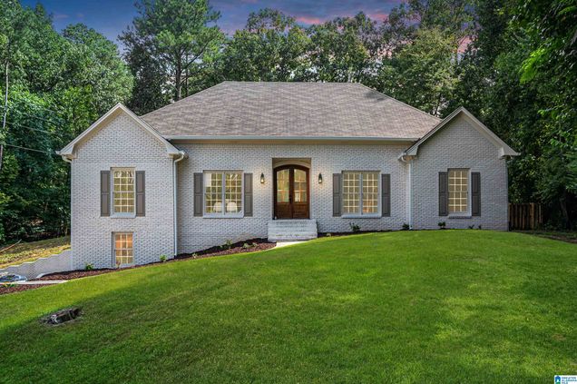 1147 RIVERCHASE PARKWAY W HOOVER, AL House Sold - Photo 1 of 67. Opens carousel modal