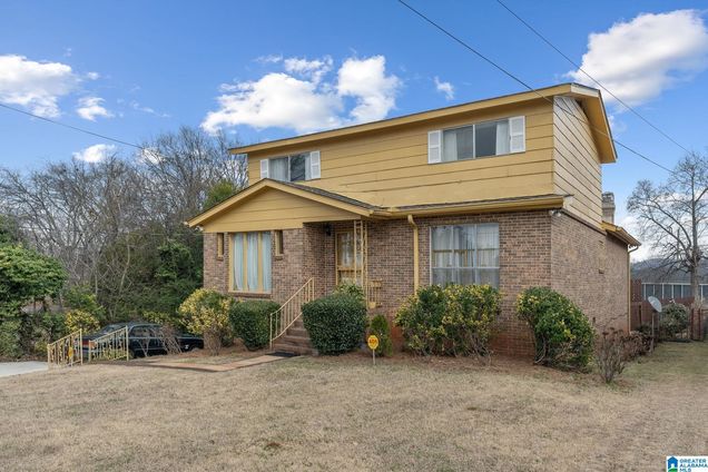 813 GOLDWIRE PLACE SW BIRMINGHAM, AL House Sold - Photo 1 of 36. Opens carousel modal