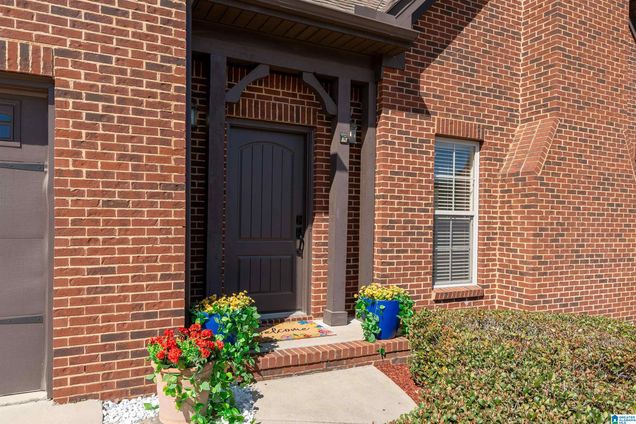 128 KINGSTON RIDGE BIRMINGHAM, AL House Sold - Photo 1 of 34. Opens carousel modal