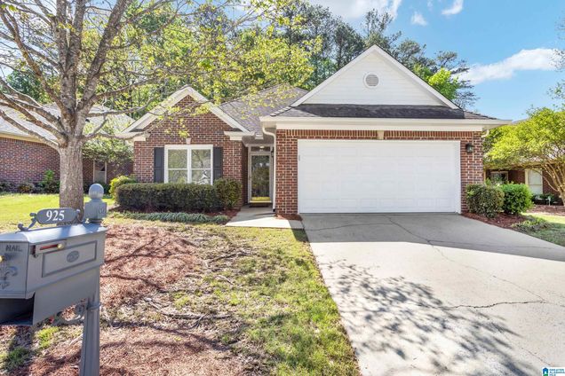 925 GREYSTONE HIGHLANDS CIRCLE HOOVER, AL House Sold - Photo 1 of 41. Opens carousel modal