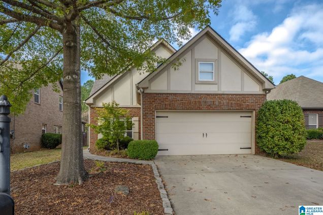 2816 OXMOOR GLEN DRIVE BIRMINGHAM, AL House Sold - Photo 1 of 39. Opens carousel modal