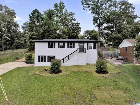 821 WESTFIELD DRIVE FAIRFIELD, AL House Active - Photo 1 of 16. Opens carousel modal