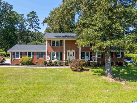 910 CHEROKEE TRAIL