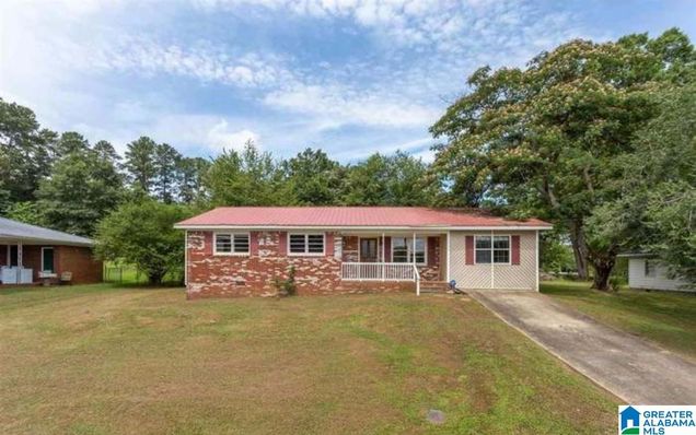 512 CAROLINE DRIVE WEAVER, AL House Active - Photo 1 of 22. Opens carousel modal