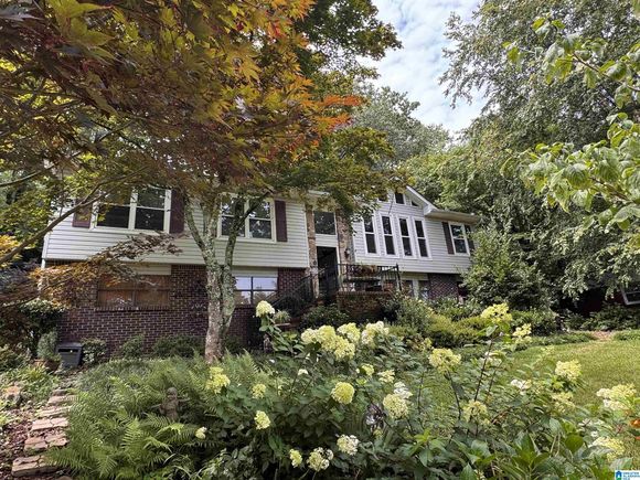 1735 OLD COLUMBIANA ROAD