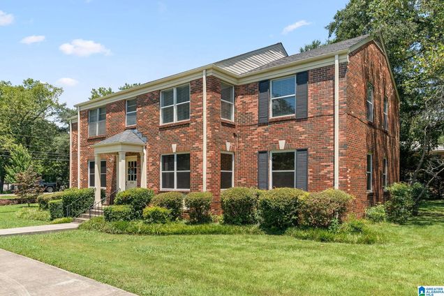 2502 MOUNTAIN BROOK CIRCLE Unit D