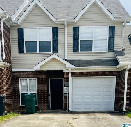 2217 CASTLE HILL LANE