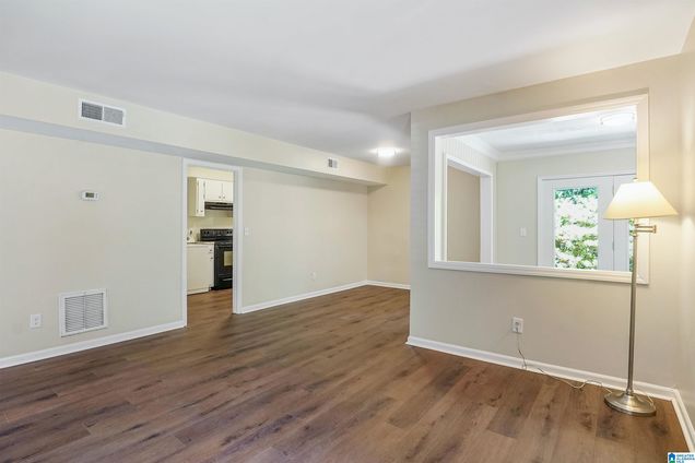 1928 SHADES CLIFF TERRACE Unit 1928 HOMEWOOD, AL Condo Active - Photo 1 of 26. Opens carousel modal