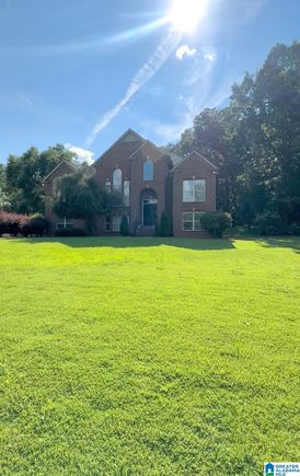 3588 LAKEFRONT TRAIL