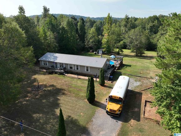 321 FRIENDSHIP ROAD SPRINGVILLE, AL House Active - Photo 1 of 28. Opens carousel modal