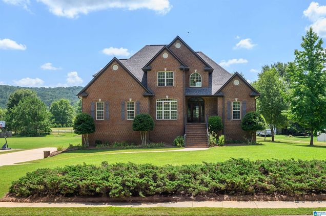 545 LEGACY DRIVE