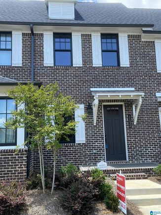 1132 WINDSOR SQUARE HOOVER, AL Townhouse Active - Photo 1 of 1. Opens carousel modal