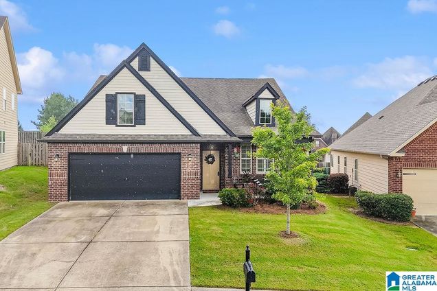 1016 BETHPAGE LANE