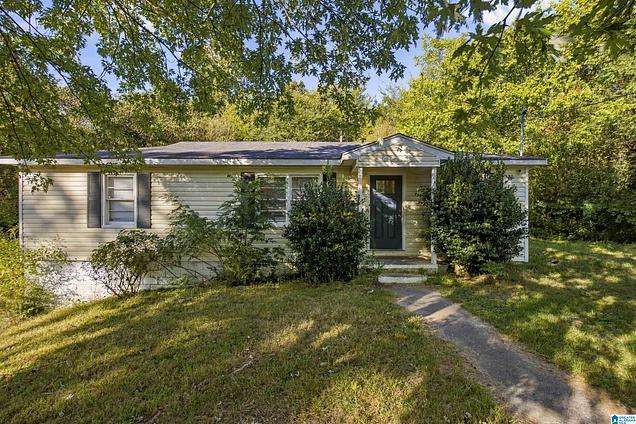 700 27TH Ct NE, Center Point, AL 35215 | MLS# 21468184