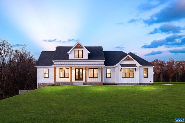 105 Tierney Ln