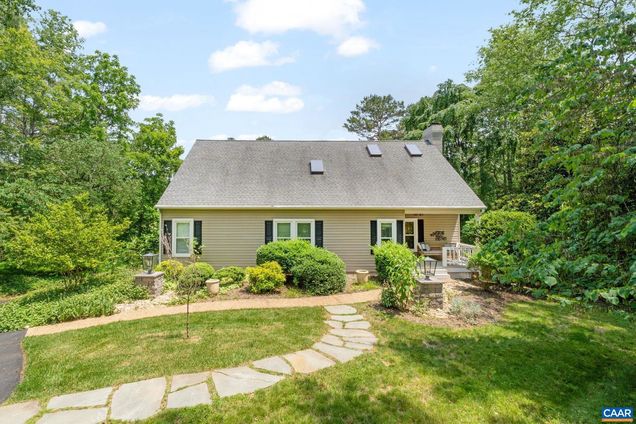 2 Oak Grove