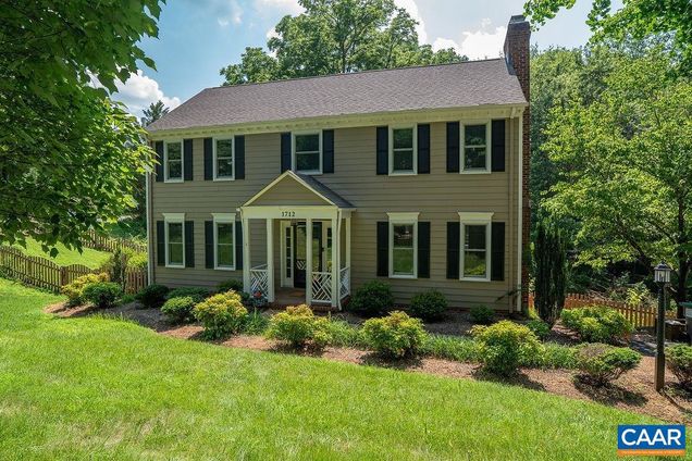 1712 Hearthglow Ln