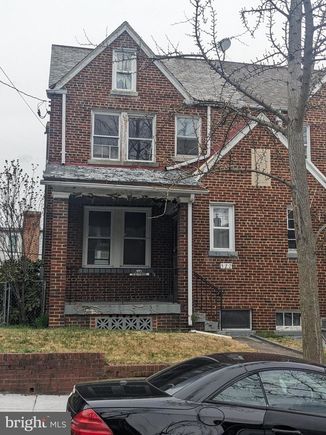 527 Quintana Place NW WASHINGTON, DC Townhouse Sold - Photo 1 of 9. Opens carousel modal