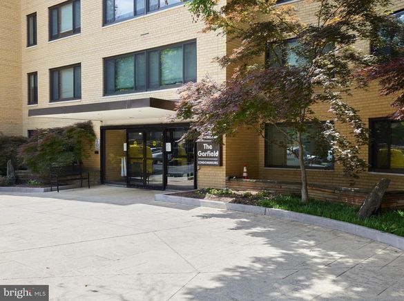 5410 Connecticut Avenue NW Unit 717 WASHINGTON, DC Condo Active - Photo 1 of 22. Opens carousel modal