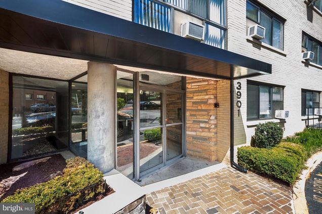 Observatory Circle - 3901 Tunlaw Road NW Unit 506 WASHINGTON, DC Apartment Active - Photo 1 of 21. Opens carousel modal