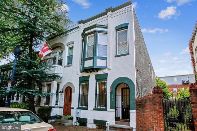 642 14th Place NE WASHINGTON, DC Townhouse Active - Photo 1 of 42. Opens carousel modal