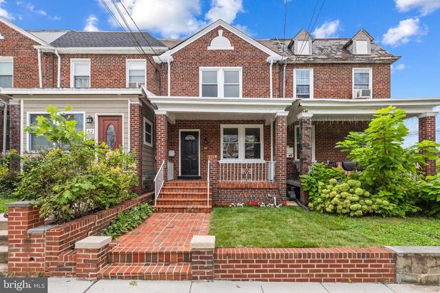 64 Longfellow Street NW