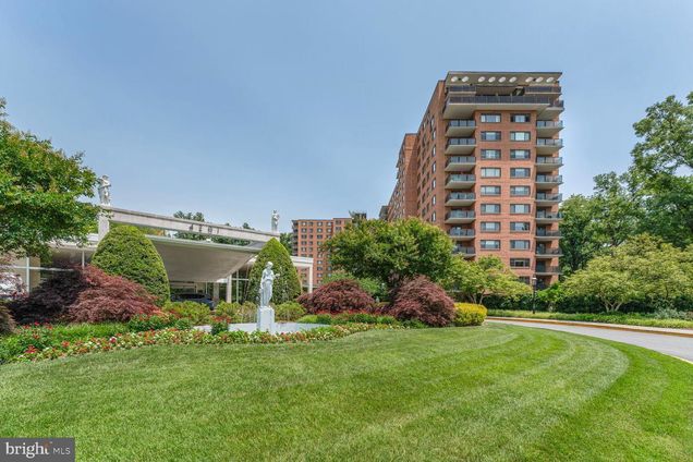 4201 Cathedral Avenue NW Unit 303E WASHINGTON, DC Condo Active - Photo 1 of 33. Opens carousel modal