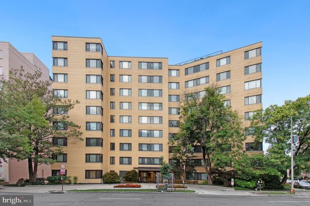 5410 Connecticut Avenue NW Unit 206