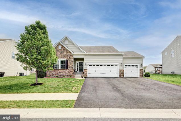 94 Stoney Creek Lane CLAYTON, DE House Sold - Photo 1 of 54. Opens carousel modal
