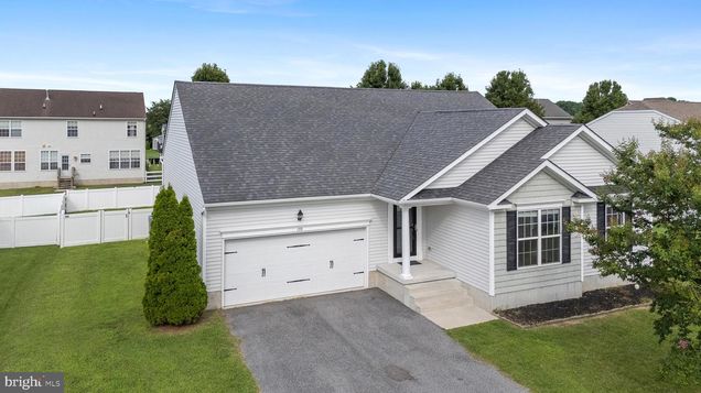 199 Redstone Court