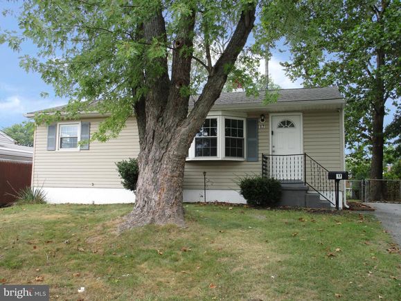 17 Cawdor Lane NEW CASTLE, DE House Sold - Photo 1 of 15. Opens carousel modal