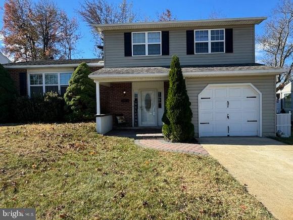 32 Donwood Drive NEW CASTLE, DE House Sold - Photo 1 of 39. Opens carousel modal