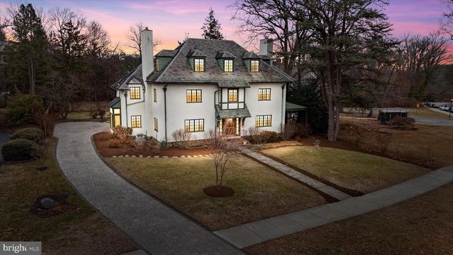 2003 Kentmere Parkway WILMINGTON, DE House Pending - Photo 1 of 55. Opens carousel modal