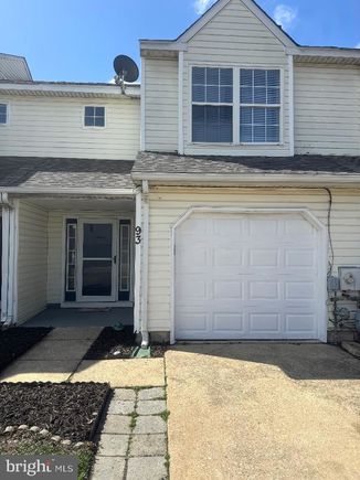 93 Auckland Drive NEWARK, DE Townhouse Active - Photo 1 of 33. Opens carousel modal