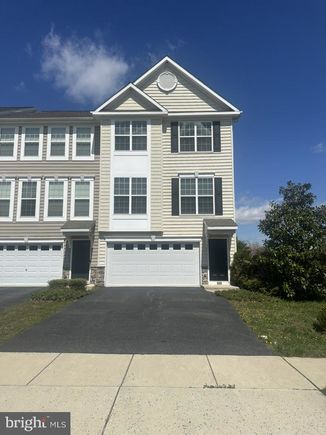 606 Courtly Road TOWNSEND, DE Townhouse Active - Photo 1 of 14. Opens carousel modal