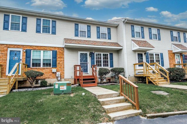 311 Cobble Creek Curve Unit 311 NEWARK, DE Condo Sold - Photo 1 of 36. Opens carousel modal
