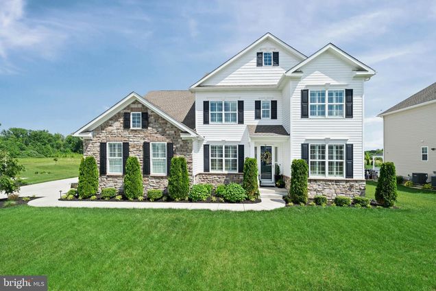 355 Dillon Circle