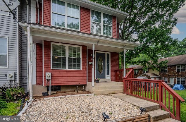 15 Darien Court