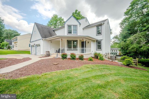 19 E Mill Station Dr