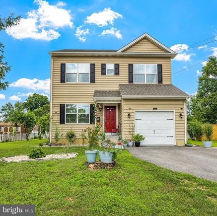 14 Marlyn Road NEWARK, DE House Active - Photo 1 of 19. Opens carousel modal