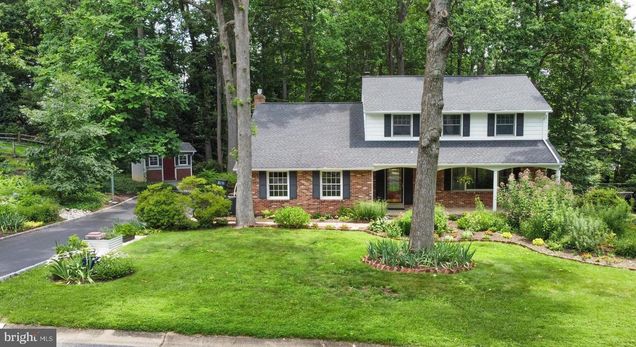101 Maplewood Lane