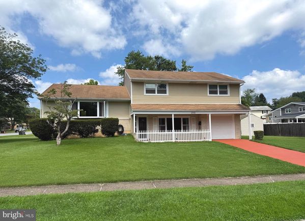 2115 Coventry Drive
