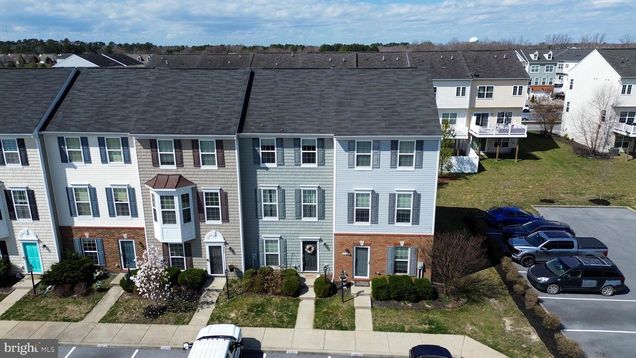 20623 Albermarle Lane MILLSBORO, DE Townhouse Sold - Photo 1 of 34. Opens carousel modal