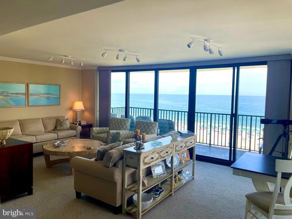 806 S Edgewater House Road Unit 806S