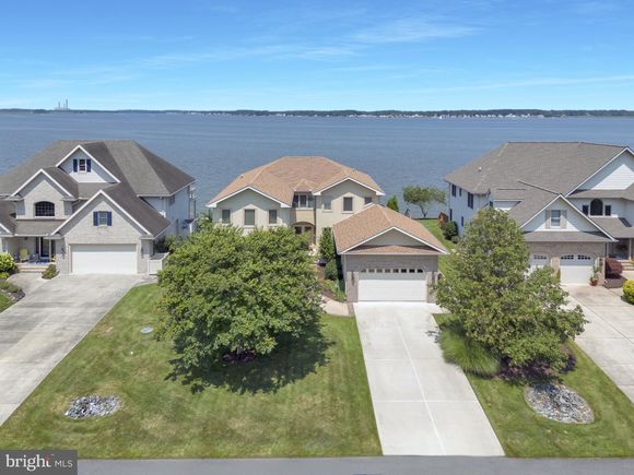 34400 Indian River Drive