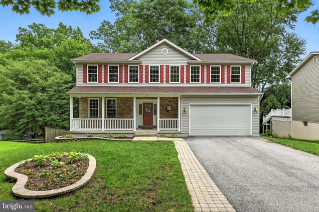 1165 Neptune Place ANNAPOLIS, MD House Active - Photo 1 of 77. Opens carousel modal