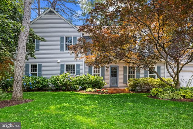 250 Oak Court